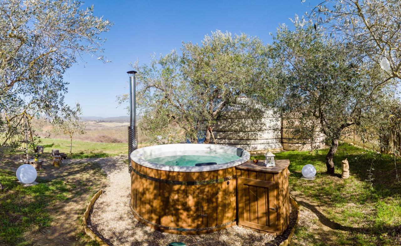 2 Cuori E 1 Yurta Glamping In Tuscany - Adults Only Asciano Extérieur photo