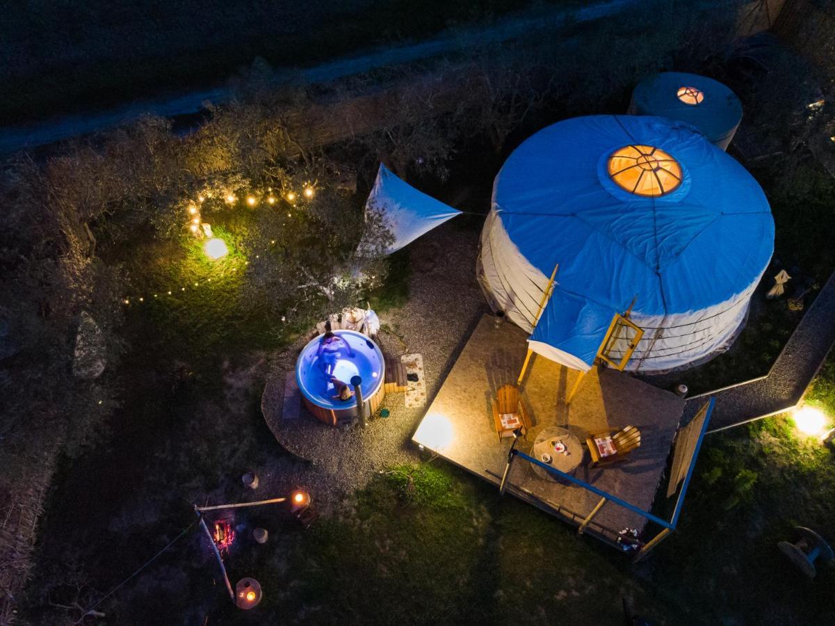 2 Cuori E 1 Yurta Glamping In Tuscany - Adults Only Asciano Extérieur photo